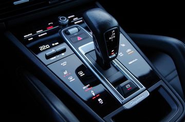 Porsche Cayenne S*Luft,Pano,14-W,SoftClose,BOSE,Standhz.