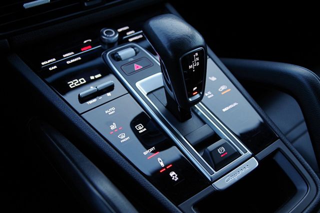 Porsche Cayenne S*Luft,Pano,14-W,SoftClose,BOSE,Standhz.