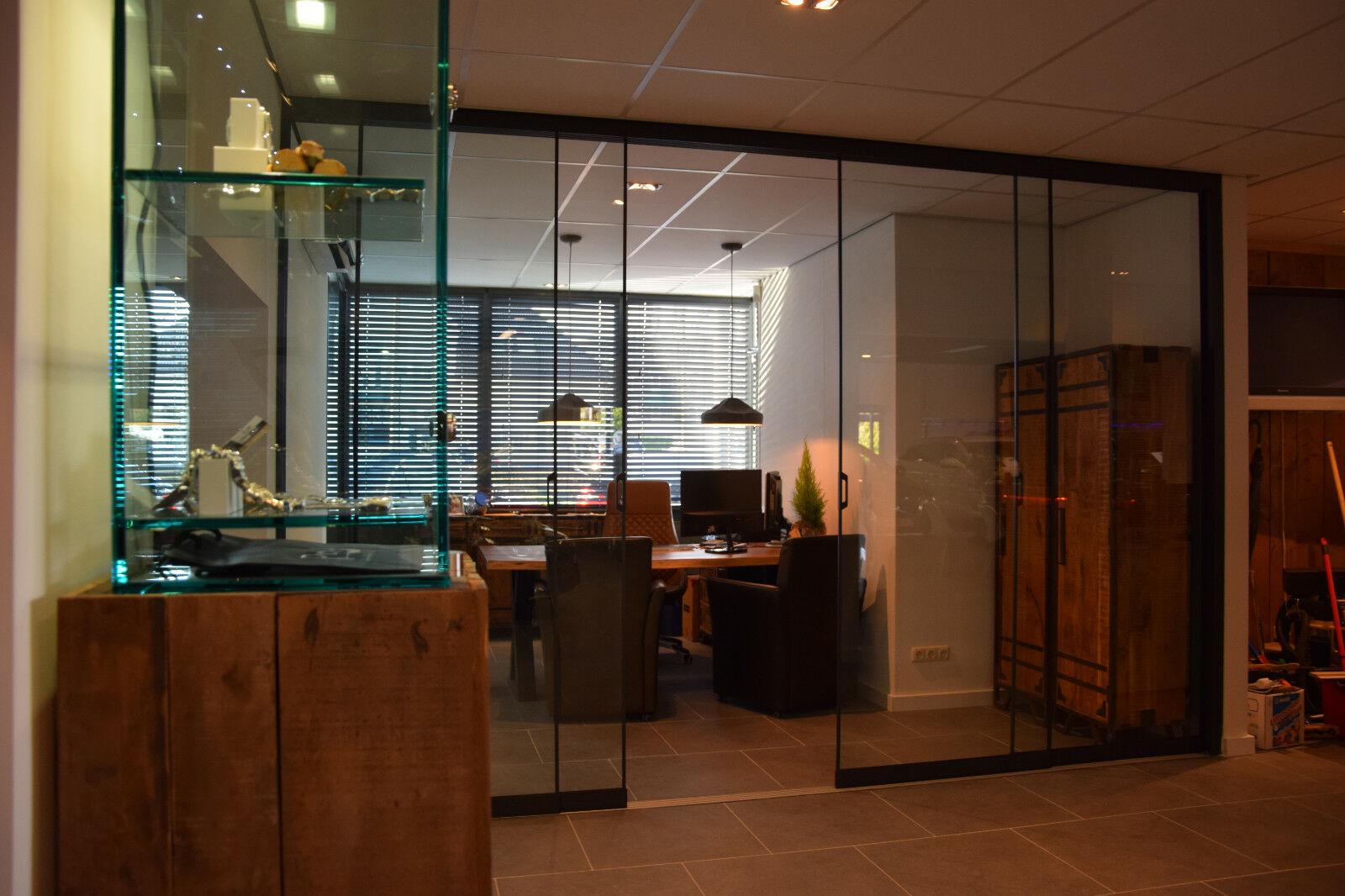 showroom-image-bottom