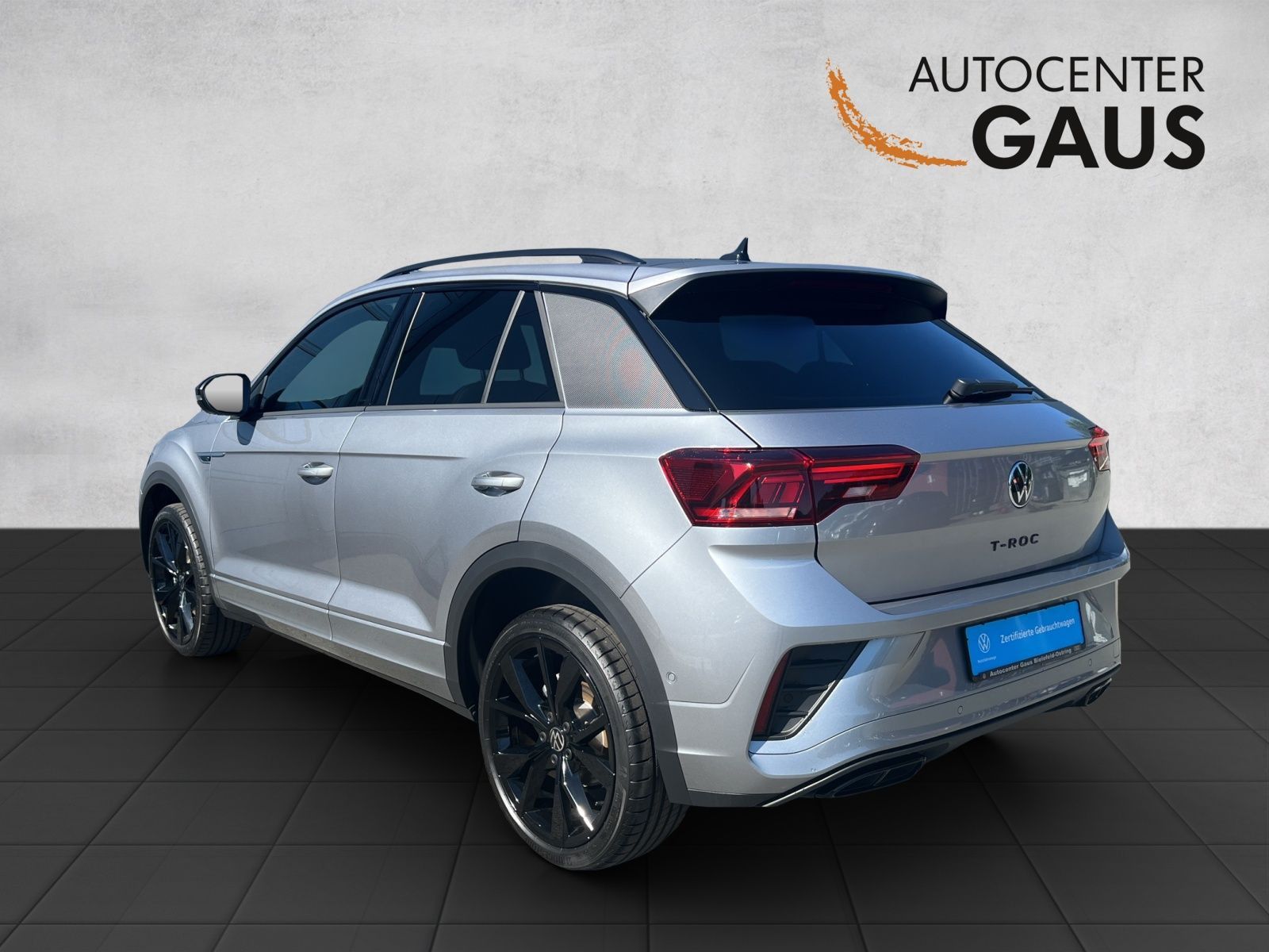 Volkswagen T-Roc R-Line 1.5 TSI DSG AHK Pano Black Style foto 5