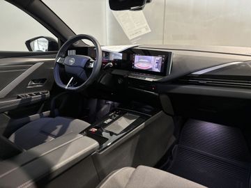 Fotografie 8 des Opel Astra Sports Tourer 1.5 D Automatik GS