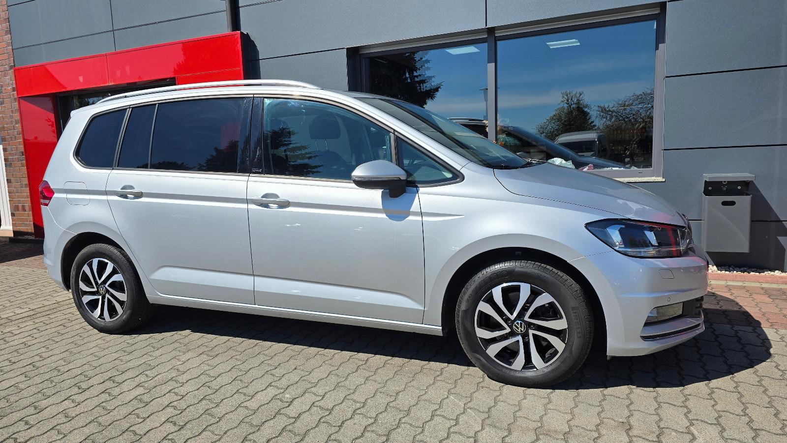Volkswagen 2.0 TDI DSG ACTIVE*Panorama*Sitzh*AHK