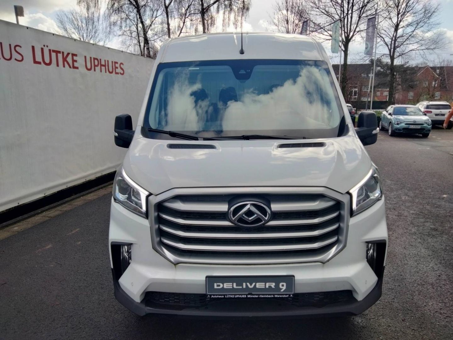 Fahrzeugabbildung Maxus Deliver9 2.0 Diesel Panel Van L3H2 FWD Base