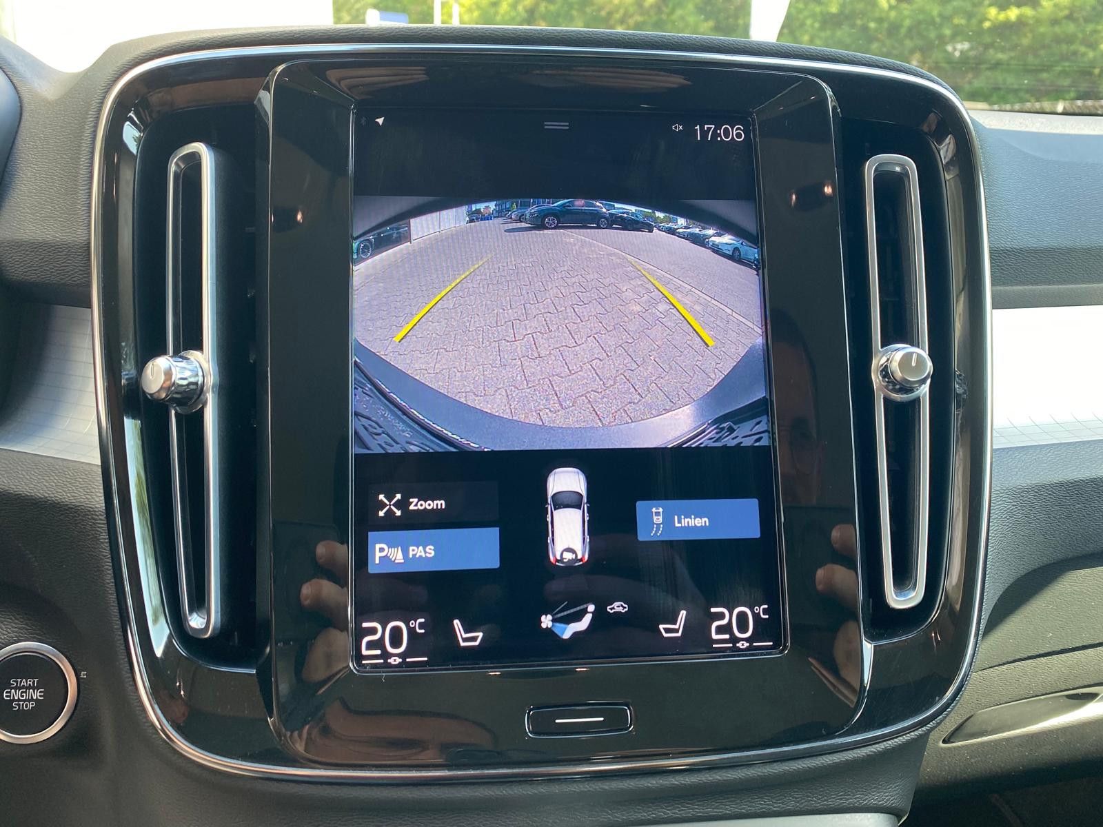 Fahrzeugabbildung Volvo XC40 Inscript Plug-In Hybr LED+NAVI+KAM+DAB+ACC+