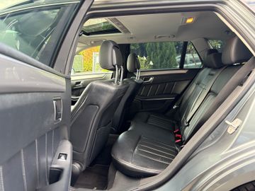 Mercedes E 350 - 8