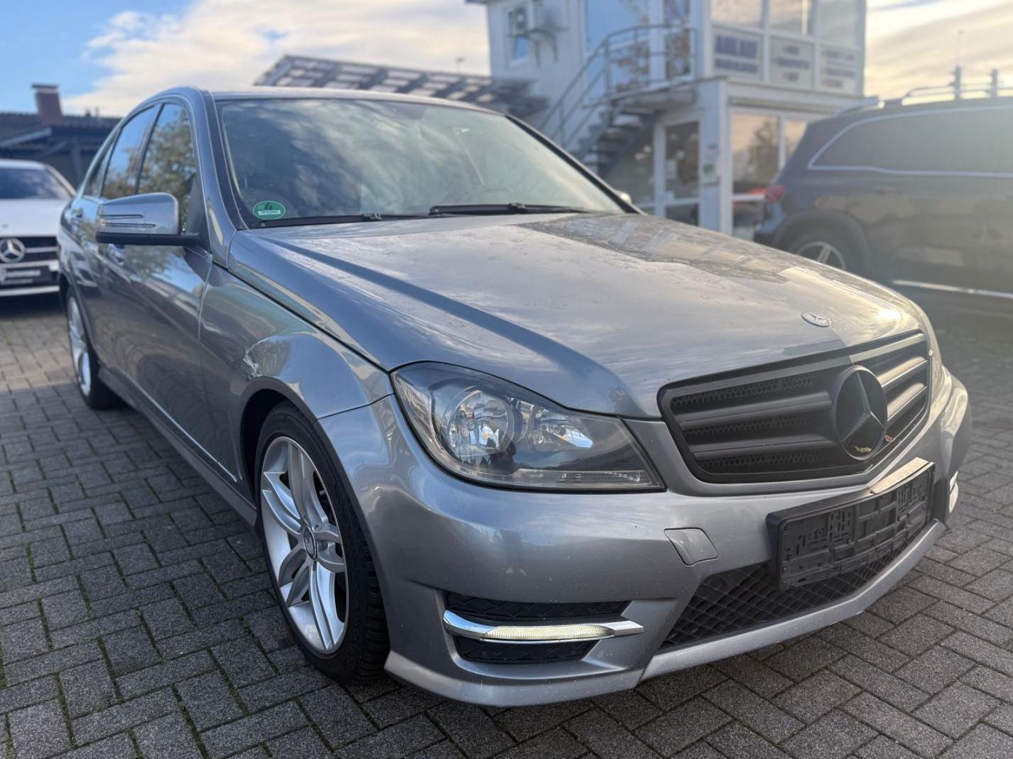 Mercedes-Benz C 300 4MATIC BlueEFF. AVANTG. Autom.