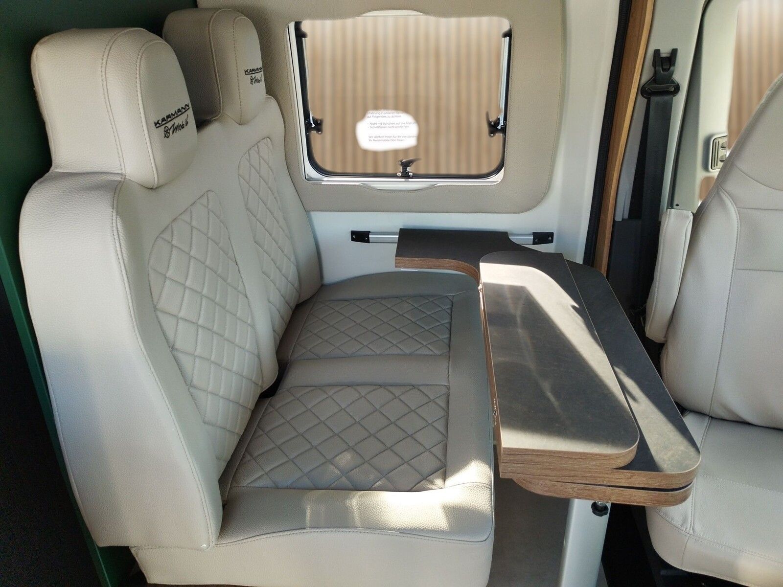 Fahrzeugabbildung Karmann Dexter 4x4 DE 560 AW Markise, Rückfahrkamera