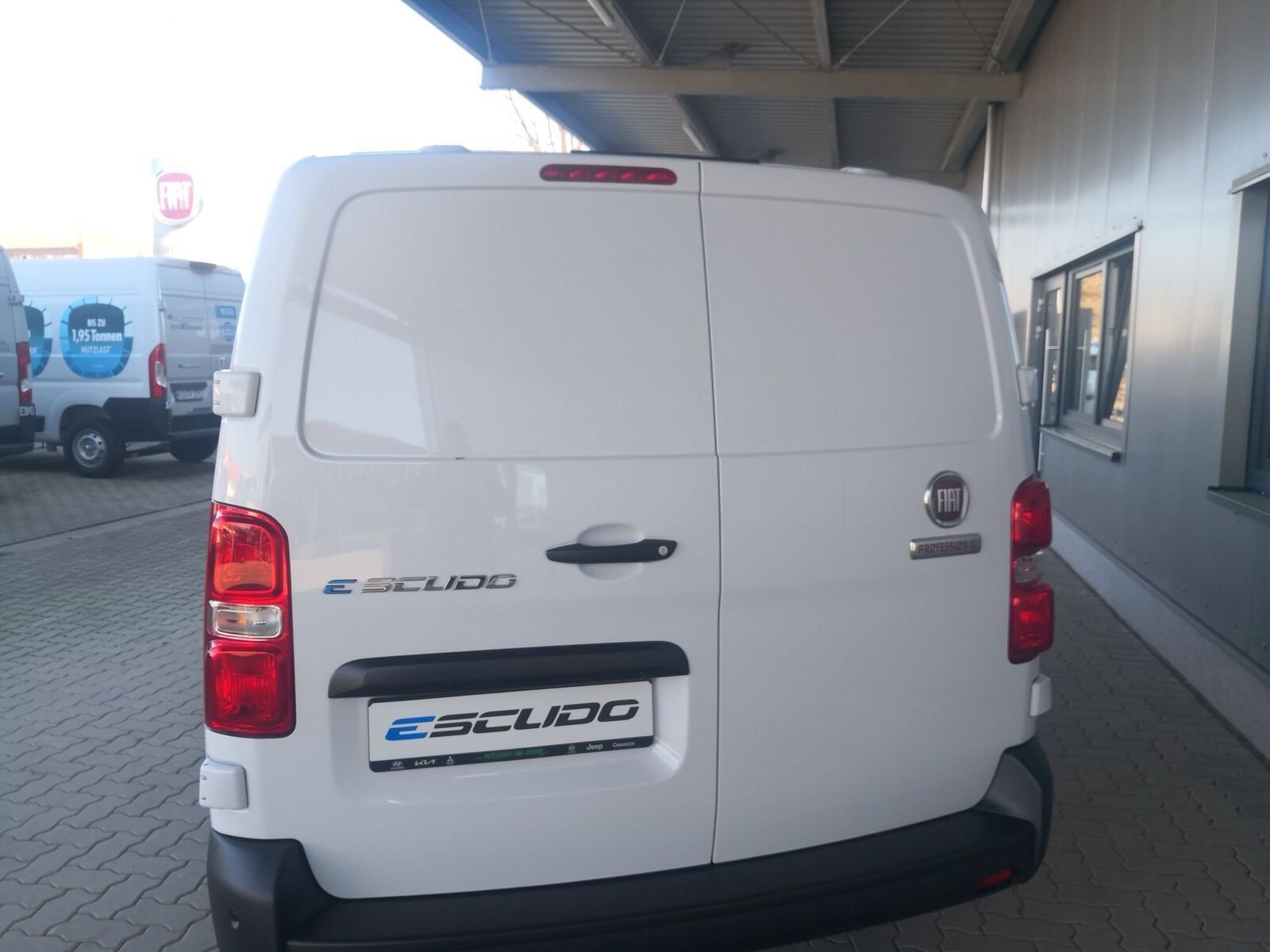 Fahrzeugabbildung Fiat Scudo e-Scudo S1 KaWa L3 75KWh Sofort ab Lager