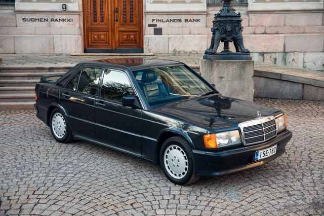 Mercedes-Benz 190 E 2.3-16