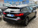 BMW 118i Sport Line - BMW 118 mit Benzin-Antrieb: Schwarz