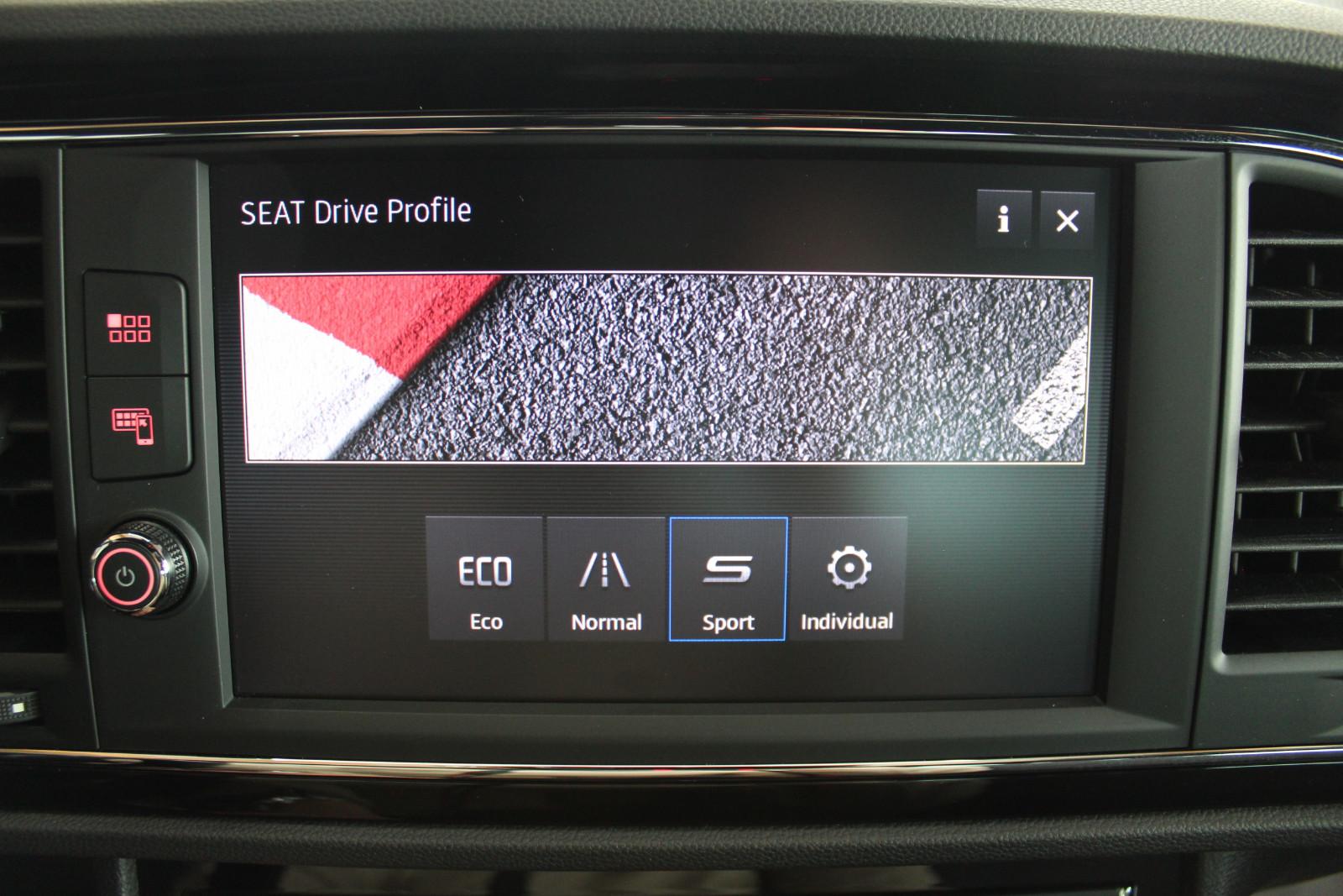Seat Leon FR 2.0 TSI DSG*NAVI*LED*VIRT*