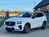 Volvo XC60 B4 AWD Plus Dark AHK +3 Jahre GARANTIE 