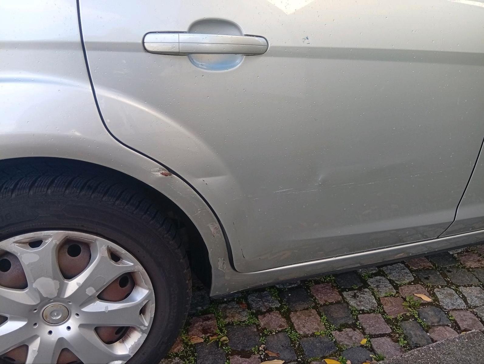 Ford Focus 2010 — photo 6