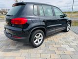 Volkswagen Tiguan 1.4 TSI 90kW/122PS TOP! 1Hd Navi/Sitzh./ - VW Tiguan bis 10.000 Euro