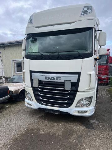 DAF XF460 Retarder Euro 6 Standard