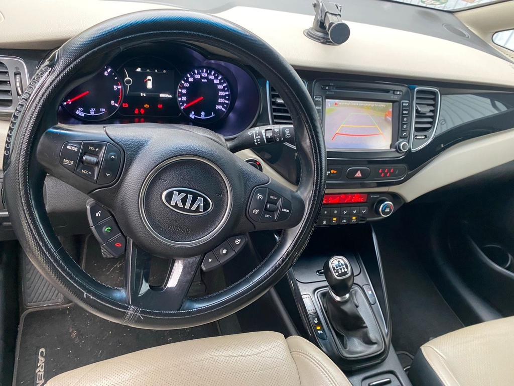Kia Carens