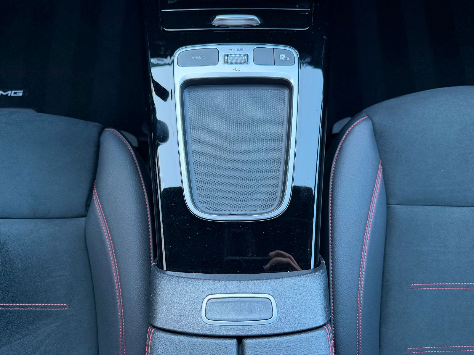 Fahrzeugabbildung Mercedes-Benz CLA 220d SB AMG+Pano+Distr+AHK+Night+Ambiente
