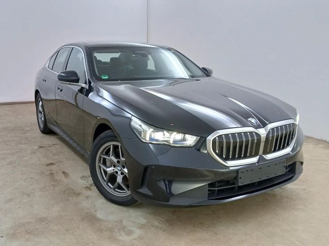 BMW 540 5 Limousine  d xDrive (Fahrzeug-Nummer 458071880)