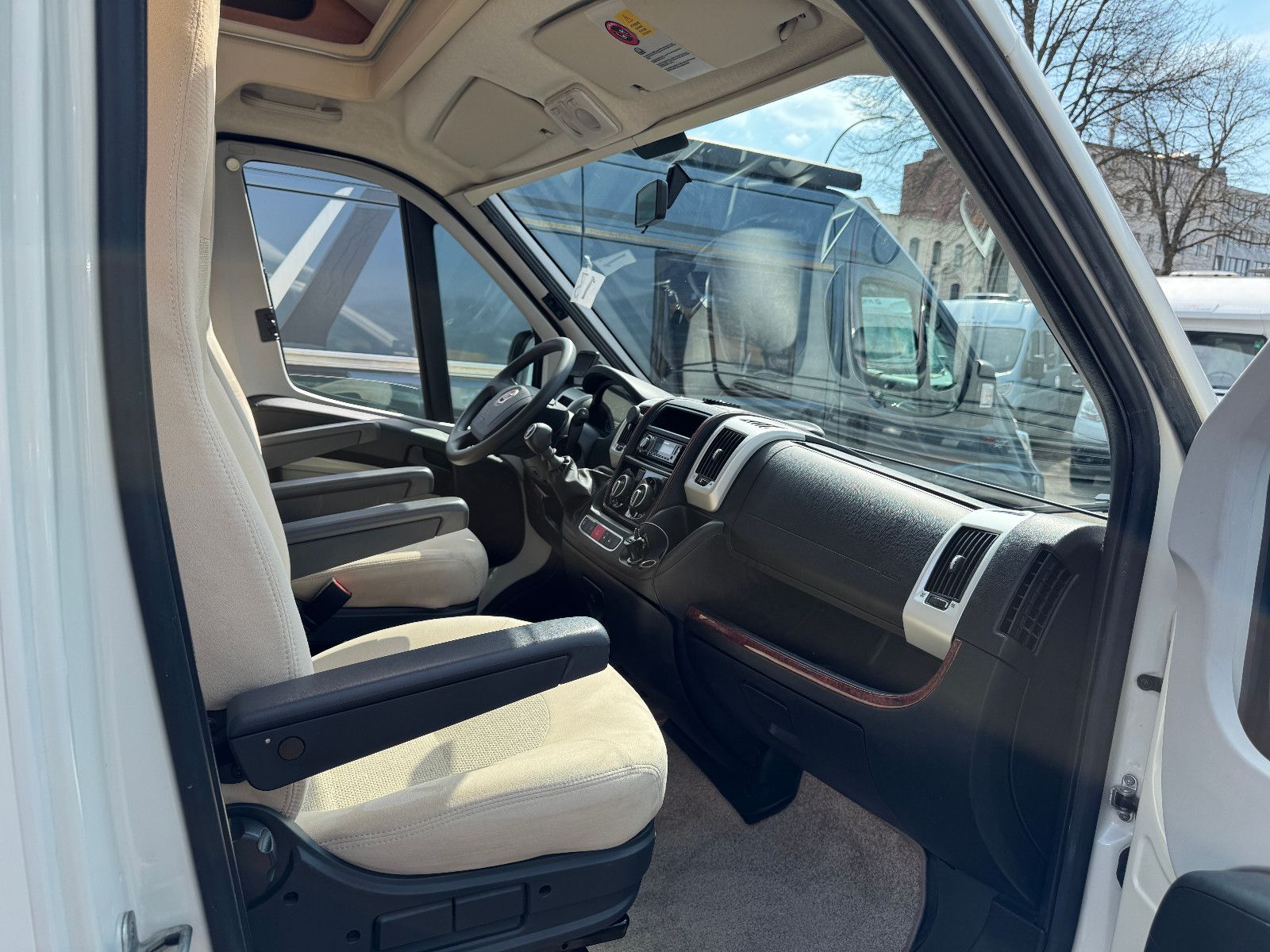 Fahrzeugabbildung Carthago TOURER C1 T 145 H FIAT DUCATO MAXI SOLAR TV SAT