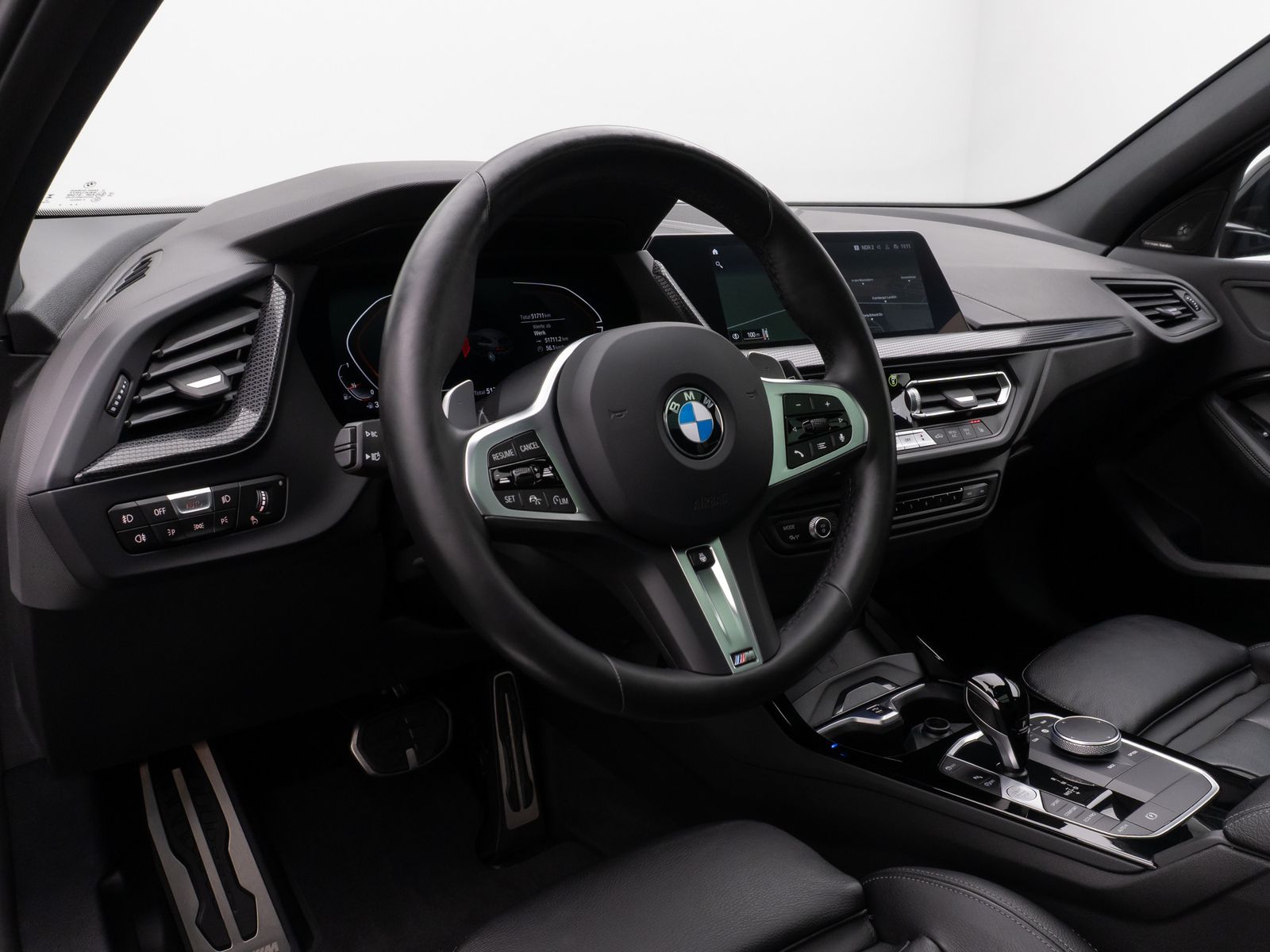Fahrzeugabbildung BMW 120i M Sport Pro Panorama Kamera DAB H/K Komfort