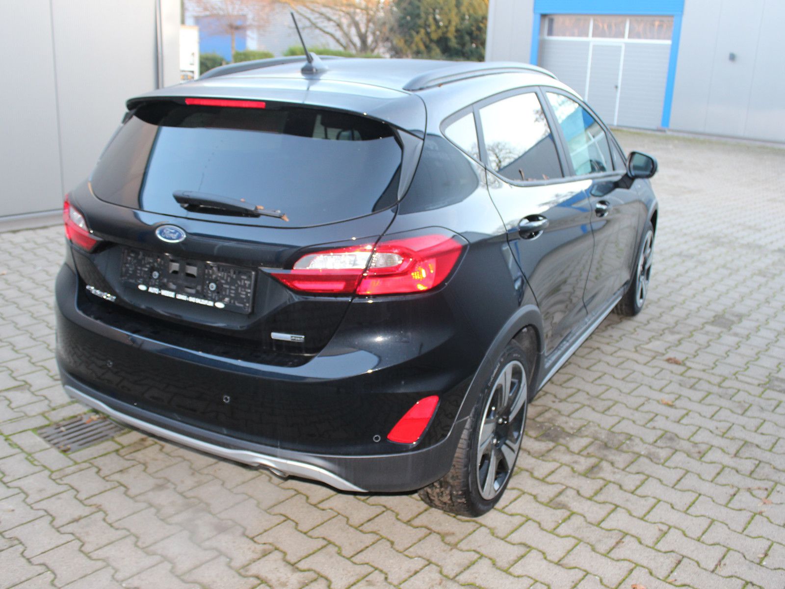 Fahrzeugabbildung Ford Fiesta Active 1,0 EcoBoost Hybrid
