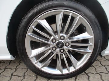 Ford Focus Turnier Vignale LED + ACC + PDC + Panorama