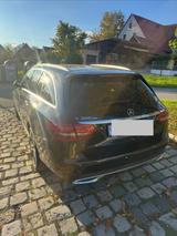 Mercedes-Benz C 300 de T mit Junge Sterne Garantie - Mercedes-Benz C 300 Gebrauchtwagen in Stuttgart