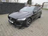 Volvo V60 B4 Benzin Plus Dark Leder digitales Cockpit  - Gebrauchtwagen in Herne