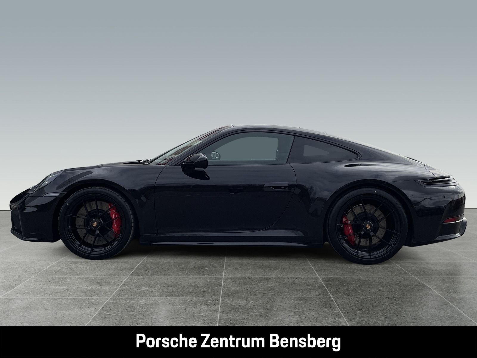 Porsche 911 Carrera 4 GTS imagem 2