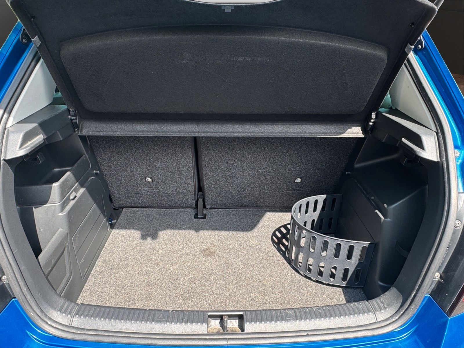 Fahrzeugabbildung SKODA Fabia Joy/NAVI/SHZ/2xPDC/Service Neu !/
