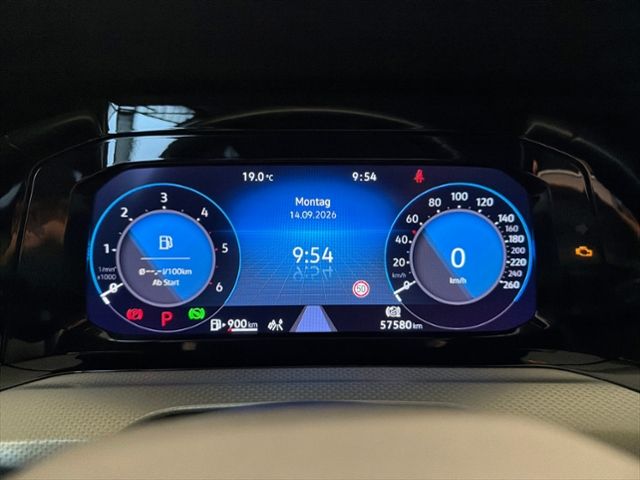 Fahrzeugabbildung Volkswagen Golf VIII Variant 2.0 TDI MOVE LED-MATRIX KAMERA