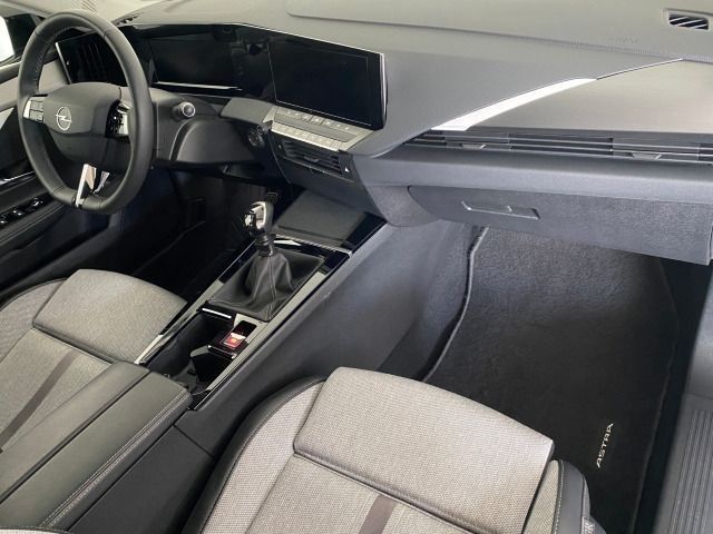 Astra Elegance 1.2 Turbo NAVI+KAMERA+LED