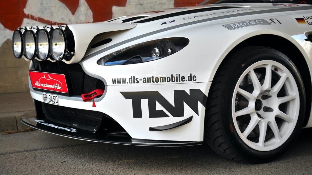 Aston Martin V8 Vantage