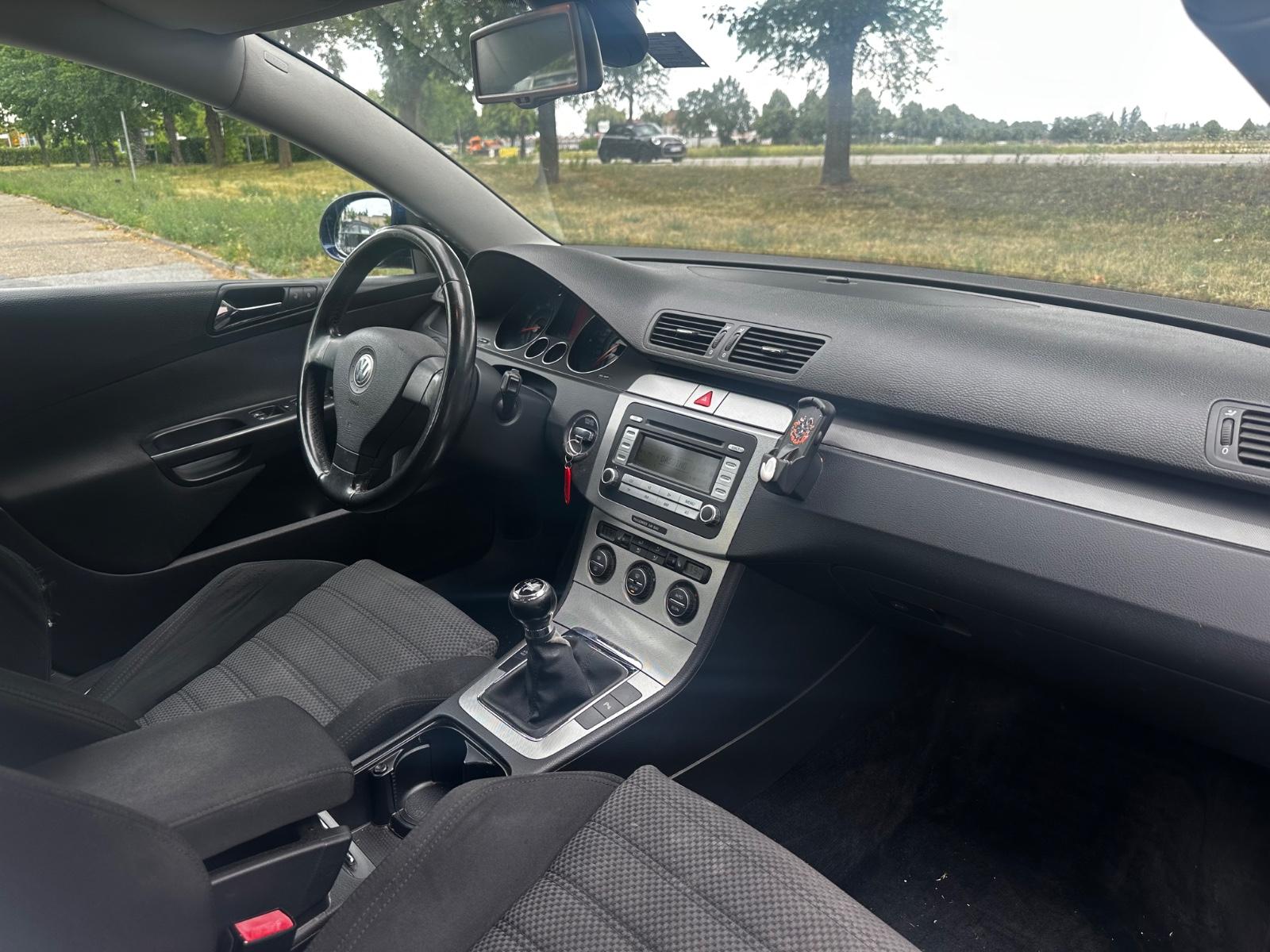 Volkswagen Passat 2007 — photo 11