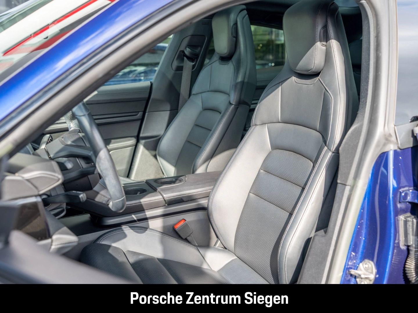 Porsche Taycan Performance Plus Chrono Pano Luft BOSE Ka foto 17