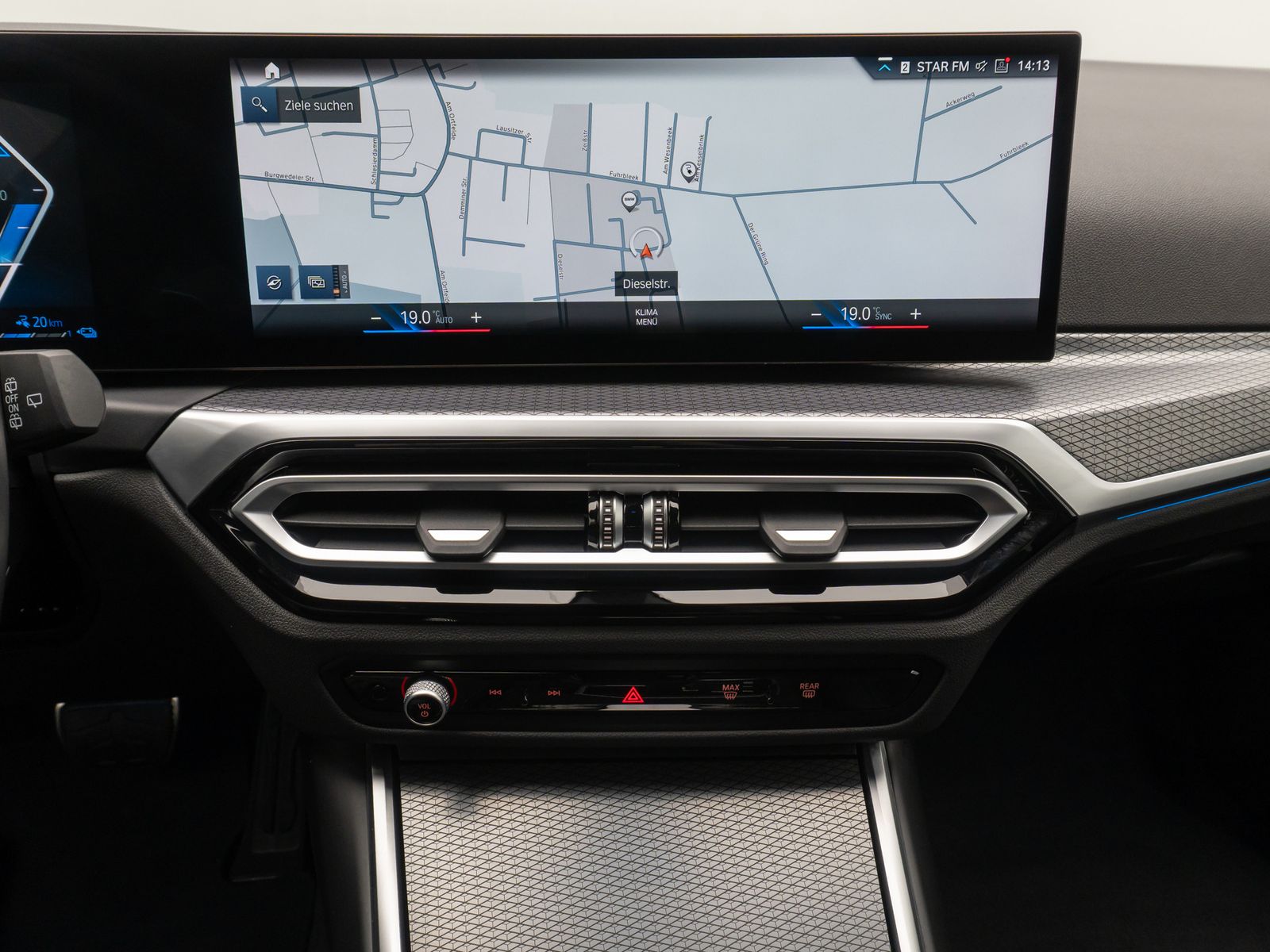 Fahrzeugabbildung BMW 320e M Sport Kamera DAB CockPit+ DrivAssis LED