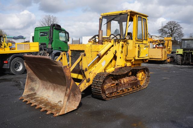 Hanomag L400 D Raupe mit Frontschaufel