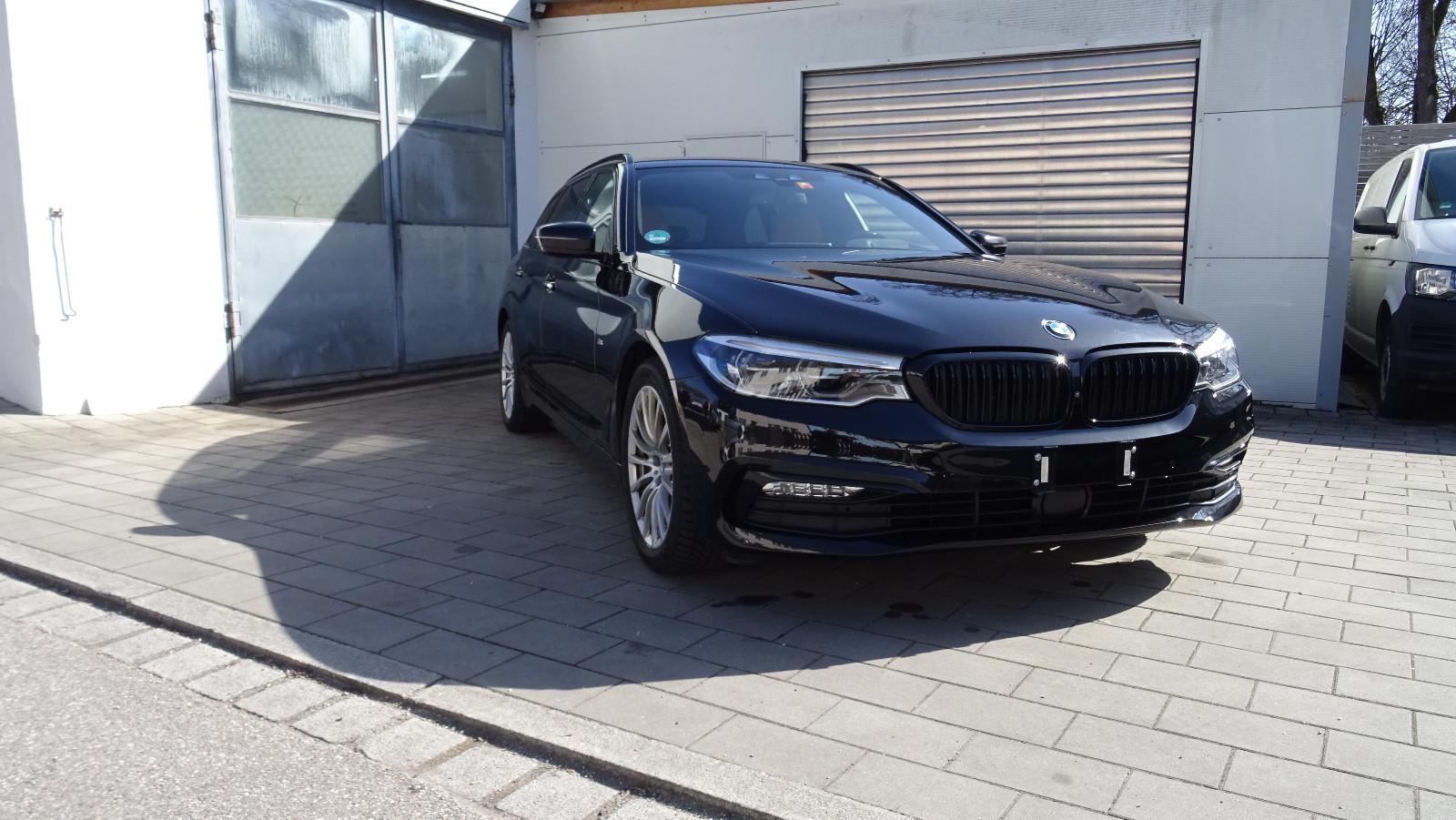BMW 530d touring xDrive Sport Line,Led,Standh,AHK,Pa