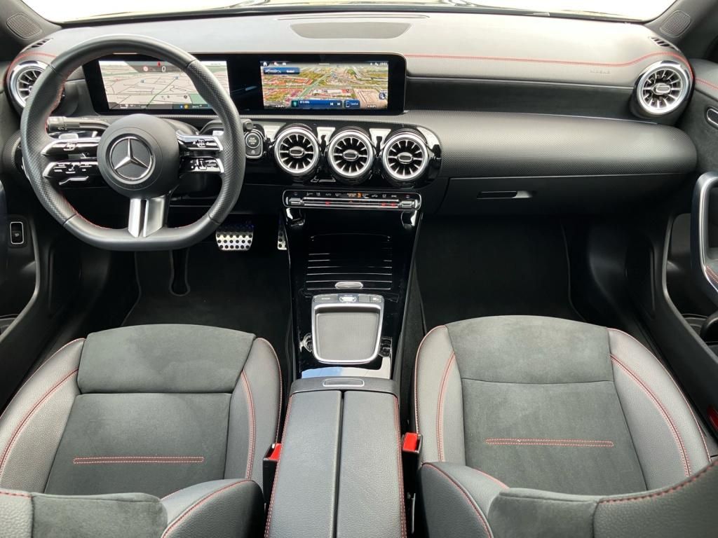 Fahrzeugabbildung Mercedes-Benz CLA 220 d Coupé AMG*KEYLESS*KAMERA*LED*NAVI*AMBI