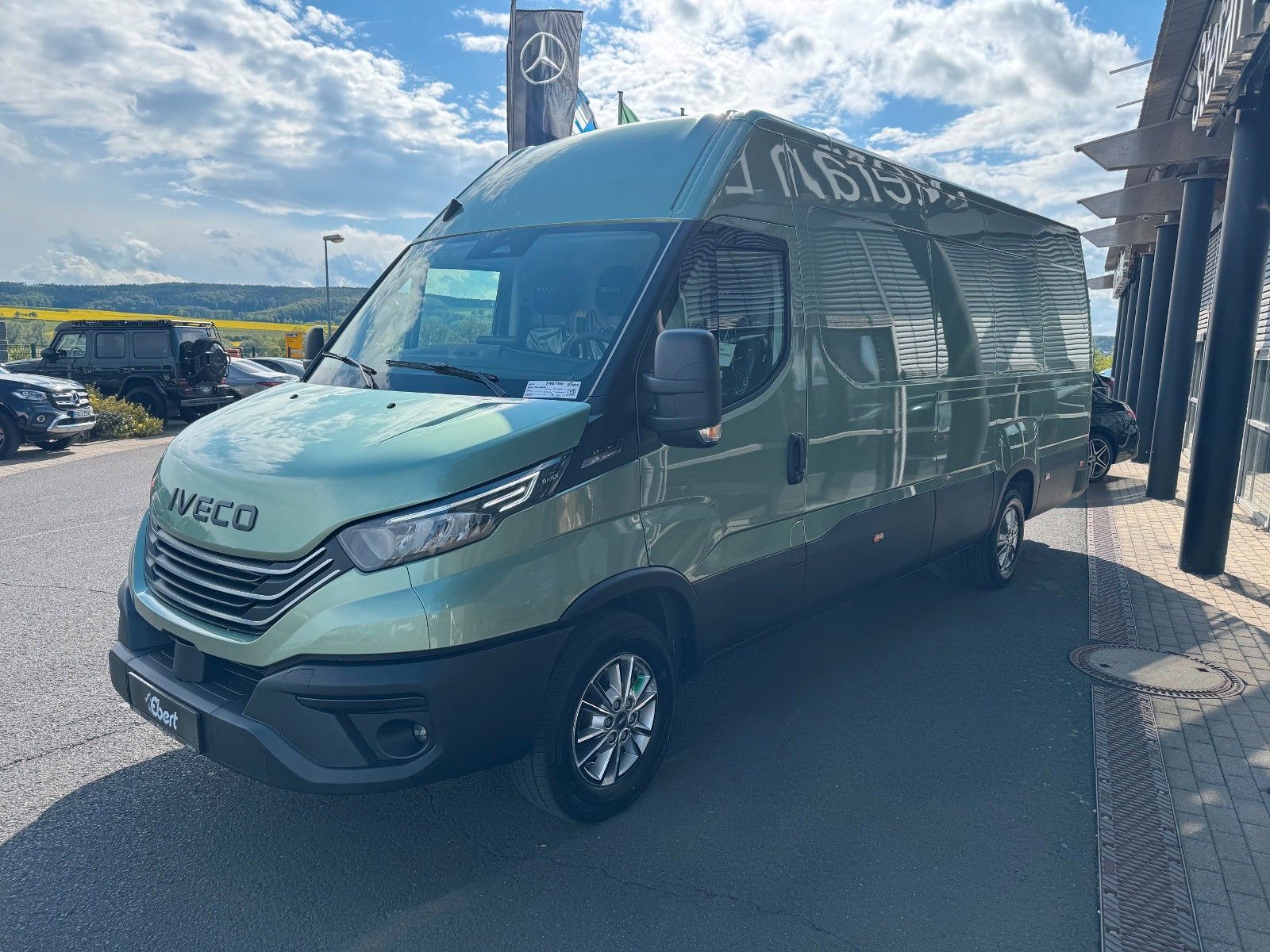 Fahrzeugabbildung Iveco Daily 35S18 HA8 3.0L *R4.100mm*Automatik*AHK*LED