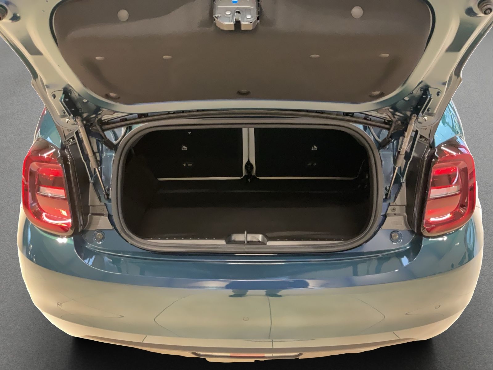 Fahrzeugabbildung Fiat 500e Cabrio LA PRIMA