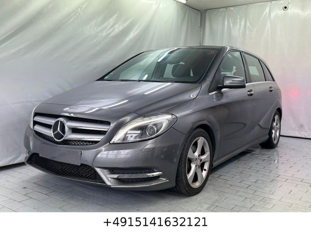 Mercedes-Benz B180 Automatik +Xenon+Leder+Navi+PDC+SHZ+