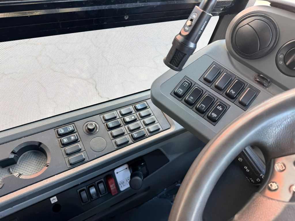 Car thumbnail