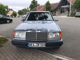 Mercedes-Benz S124 250 Diesel H-Kennzeichen, sehr gepflegt