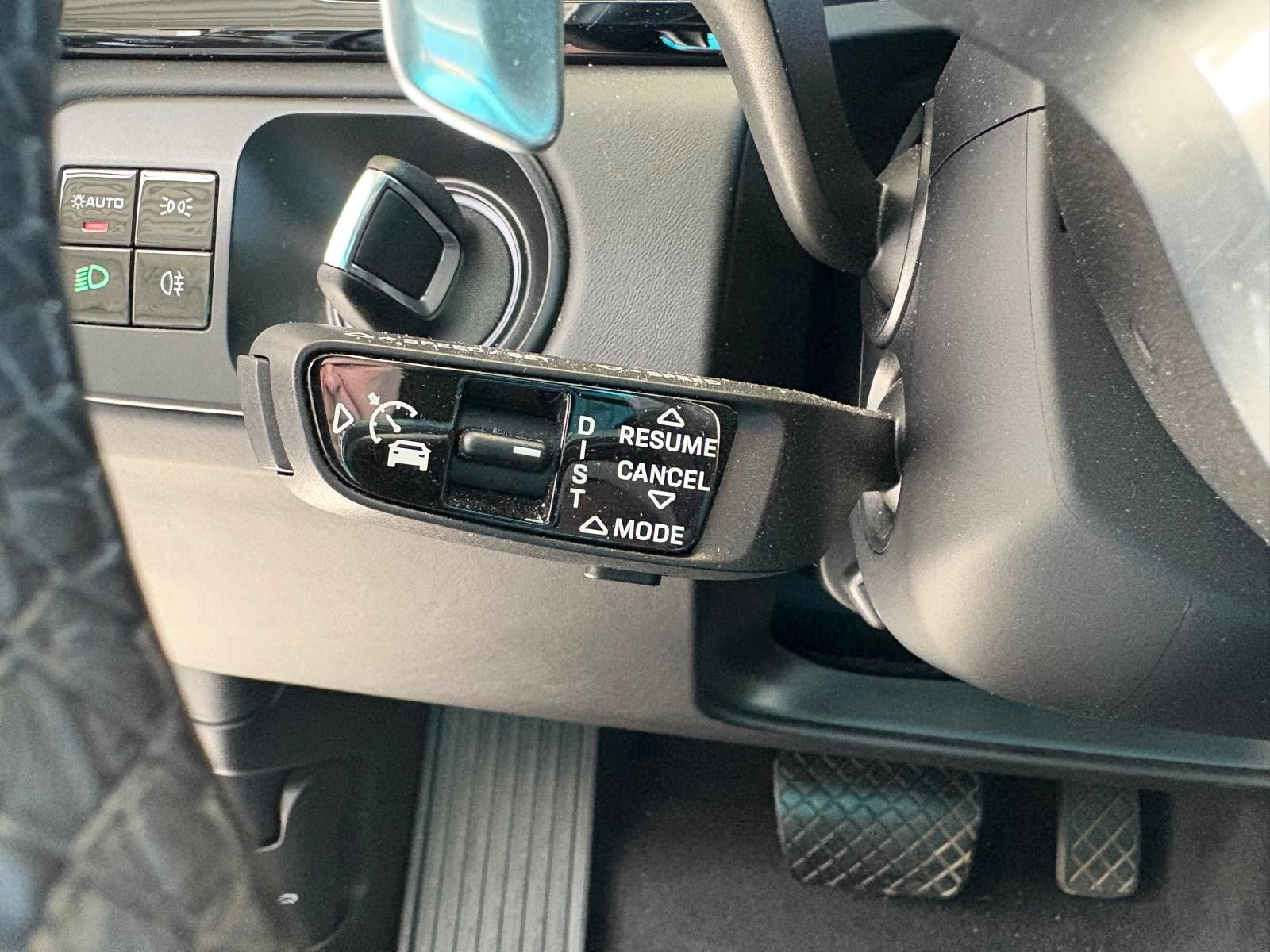 Fahrzeugabbildung Porsche Cayenne, pano, luft volleder ahk,21 zoll, stdhz