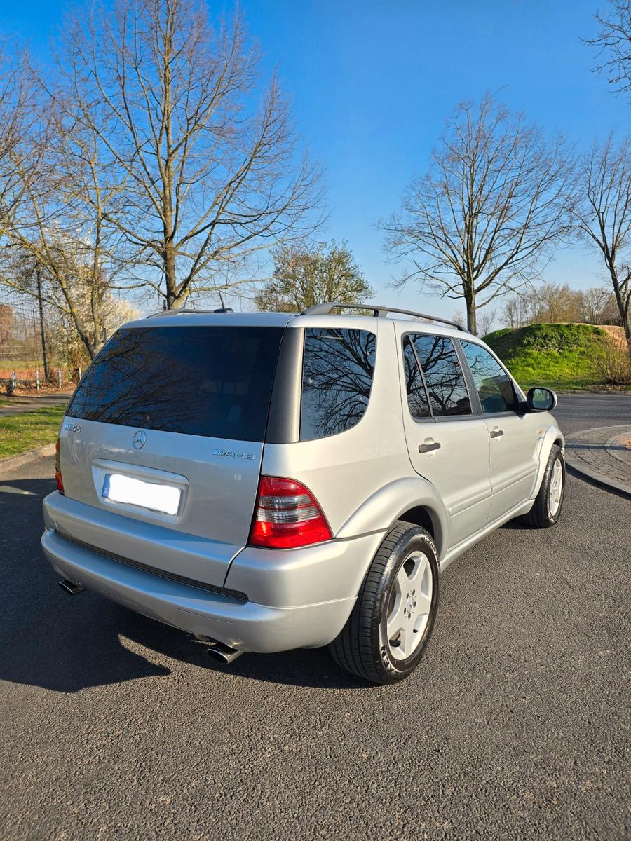Mercedes-Benz ML 55 AMG