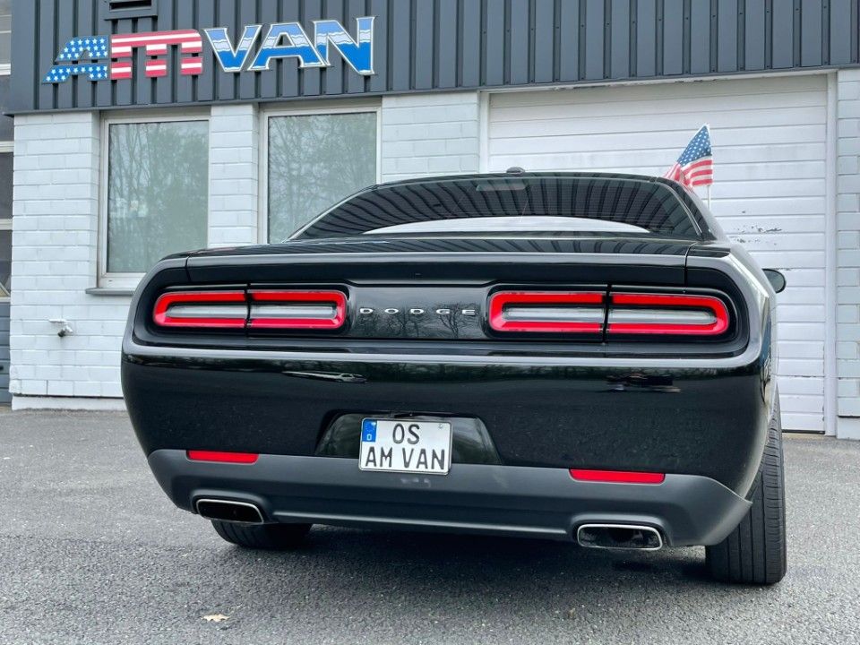 Fahrzeugabbildung Dodge Challenger 3.6 SXT 17 direkt aus USA importiert