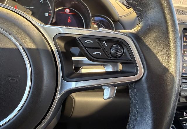 Porsche Cayenne  Pano SHZ Navi CarPlay Scheckheft 21 Zol