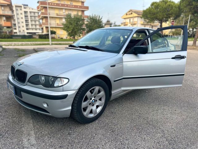 BMW Bmw 318i (E46) benz/GPL