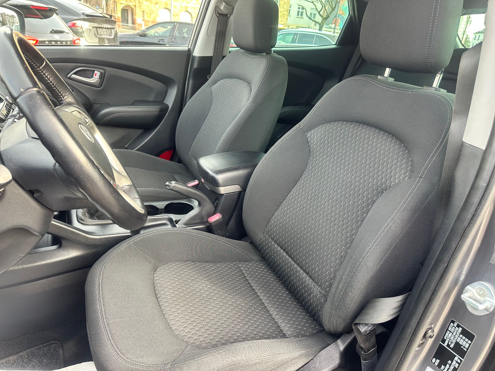 Fahrzeugabbildung Hyundai ix35 COMFORT 2WD*AHK*
